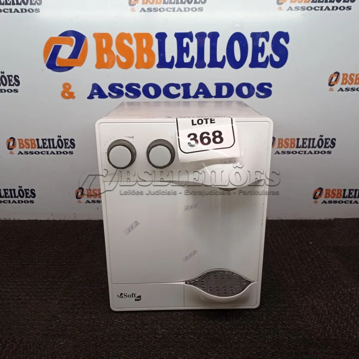 LOTE 368 - 01 BEBEDOURO DE BANCADA SOFT. (NO ESTADO) ATENÇÃO! FAZER A VISITAÇÃO ANTES DE ARREMATAR, NÃO SABEMOS SE FUNCIONA. LEILÃO NÃO TEM GARANTIA E NEM DEVOLUÇÃO, SUJEITO A POSSÍVEIS AVARIAS VISÍVEIS/OCULTAS E/OU AUSÊNCIA DE COMPONENTES.