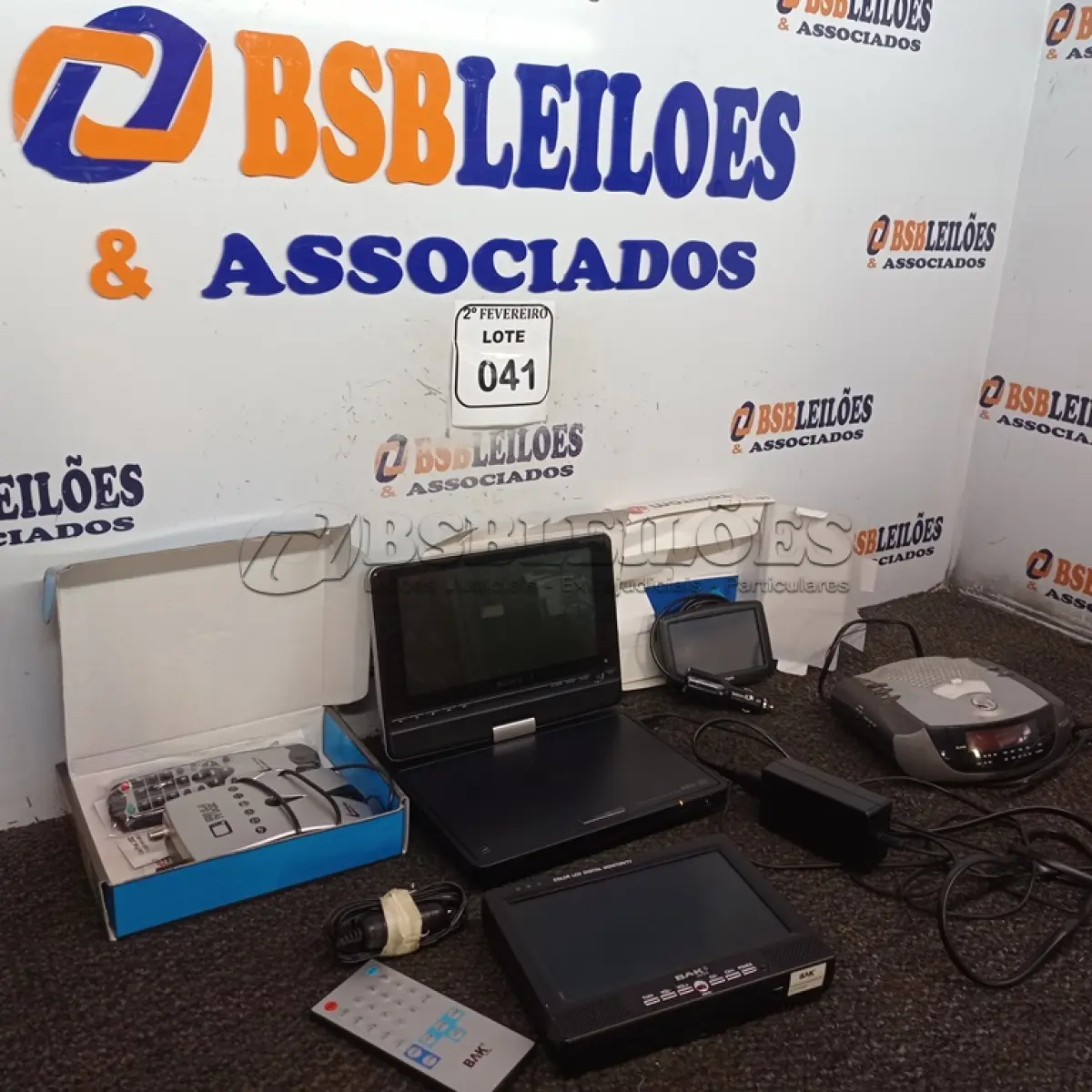 LOTE 041
