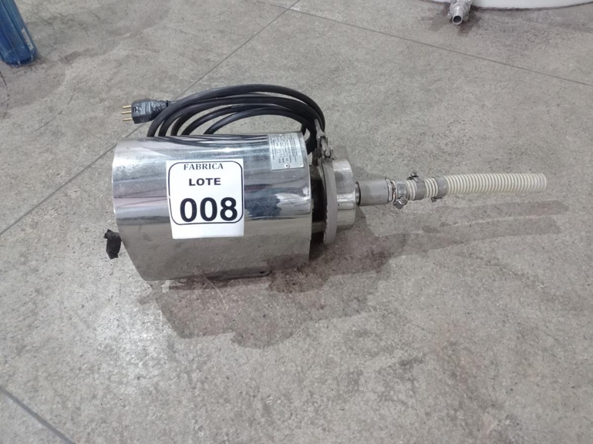 01 BOMBA ALIMENTÍCIA SANITÁRIAS EM INOX 304 05CV ,2500LITROS /HORA INDUPROPIL. (NO ESTADO) ATENÇÃO! FAZER A VISITAÇÃO ANTES DE ARREMATAR, NÃO SABEMOS SE FUNCIONA. LEILÃO NÃO TEM GARANTIA E NEM DEVOLUÇÃO, SUJEITO A POSSÍVEIS AVARIAS VISÍVEIS/OCULTAS E/OU AUSÊNCIA DE COMPONENTES.