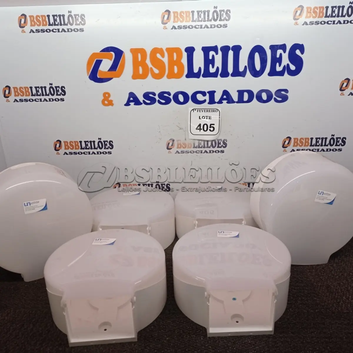 LOTE 405 - 06 DISPENSES DE PAPEL. (NO ESTADO) ATENÇÃO! FAZER A VISITAÇÃO ANTES DE ARREMATAR, NÃO SABEMOS SE FUNCIONA. LEILÃO NÃO TEM GARANTIA E NEM DEVOLUÇÃO, SUJEITO A POSSÍVEIS AVARIAS VISÍVEIS/OCULTAS E/OU AUSÊNCIA DE COMPONENTES.