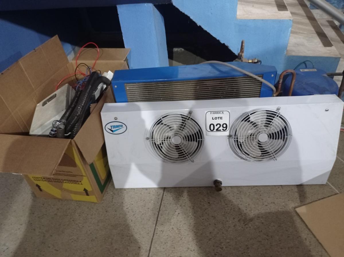 01 UNIDADE CONDENSADORA DANFOSS OP- HJM022D20N. 230VOLTS 2.0 HP.  (NO ESTADO) ATENÇÃO! FAZER A VISITAÇÃO ANTES DE ARREMATAR, NÃO SABEMOS SE FUNCIONA. LEILÃO NÃO TEM GARANTIA E NEM DEVOLUÇÃO, SUJEITO A POSSÍVEIS AVARIAS VISÍVEIS/OCULTAS E/OU AUSÊNCIA DE COMPONENTES.
