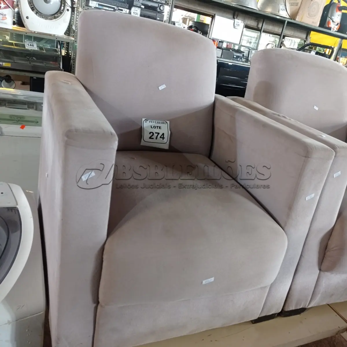 LOTE 274