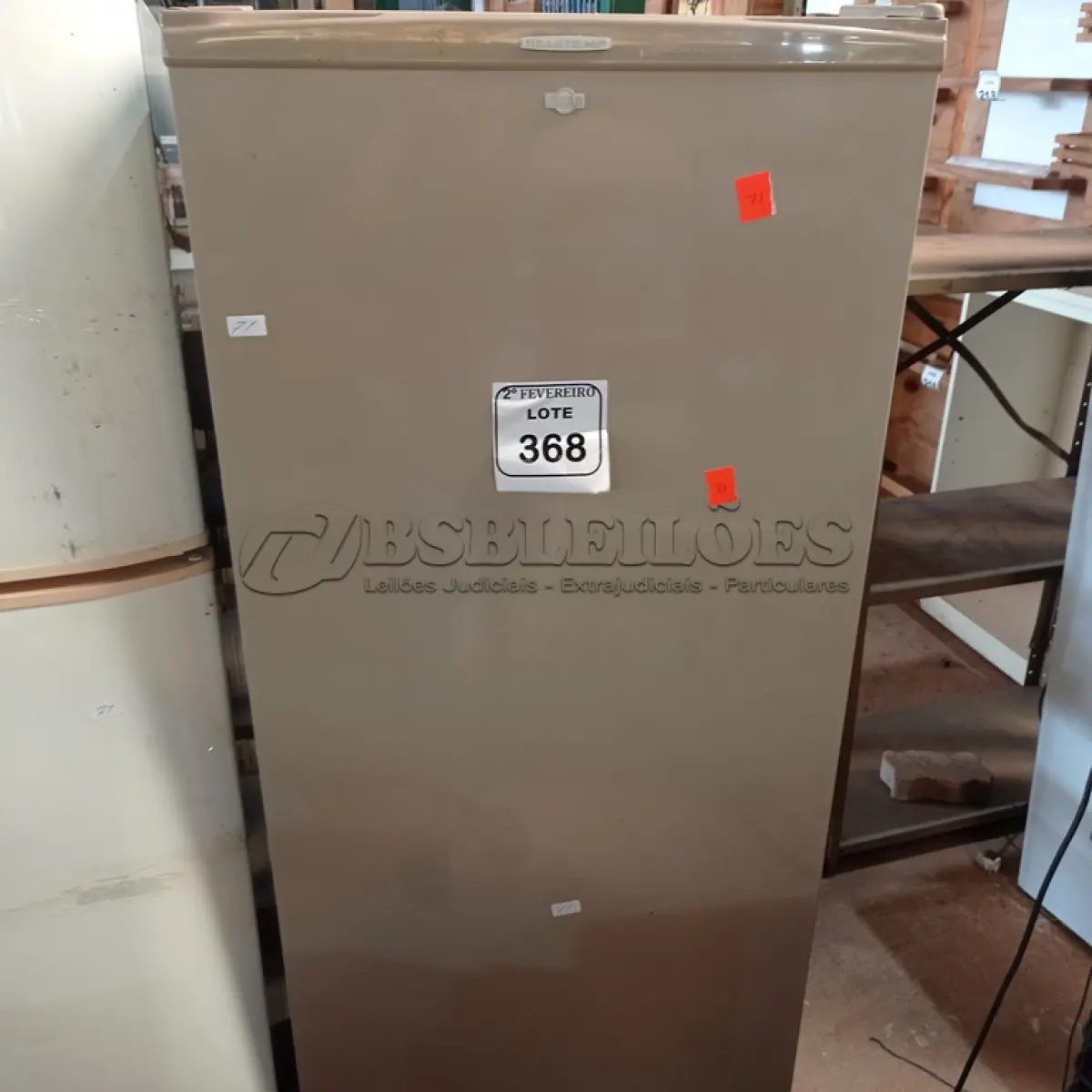 LOTE 368 -  01 FREEZER VERTICAL BRASTEMP CLEAN. (NO ESTADO) ATENÇÃO! FAZER A VISITAÇÃO ANTES DE ARREMATAR, NÃO SABEMOS SE FUNCIONA. LEILÃO NÃO TEM GARANTIA E NEM DEVOLUÇÃO, SUJEITO A POSSÍVEIS AVARIAS VISÍVEIS/OCULTAS E/OU AUSÊNCIA DE COMPONENTES.