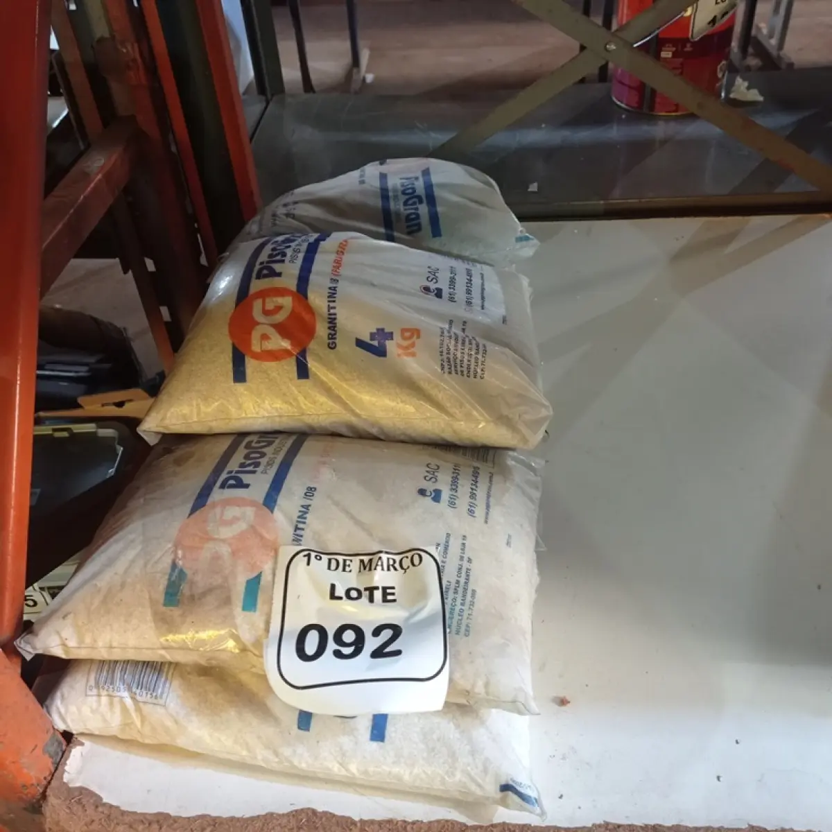 07 PACOTES DE GRANITINA /08 PARA GRAFIATO COM 4KG CADA. (NOVO) (NO ESTADO) ATENÇÃO! FAZER A VISITAÇÃO ANTES DE ARREMATAR, NÃO SABEMOS SE FUNCIONA. LEILÃO NÃO TEM GARANTIA E NEM DEVOLUÇÃO, SUJEITO A POSSÍVEIS AVARIAS VISÍVEIS/OCULTAS E/OU AUSÊNCIA DE COMPONENTES.