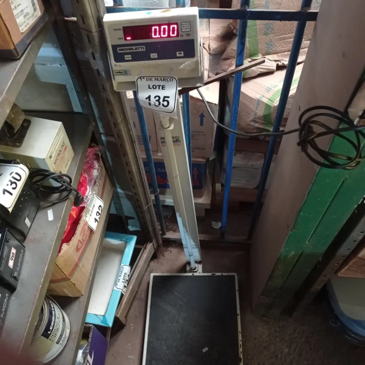 01 BALANÇA DIGITAL MÁXIMO DE 200K MARCA MICHELETTI. (NO ESTADO) ATENÇÃO! FAZER A VISITAÇÃO ANTES DE ARREMATAR, NÃO SABEMOS SE FUNCIONA. LEILÃO NÃO TEM GARANTIA E NEM DEVOLUÇÃO, SUJEITO A POSSÍVEIS AVARIAS VISÍVEIS/OCULTAS E/OU AUSÊNCIA DE COMPONENTES.