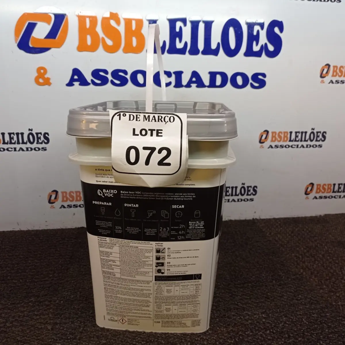 01 GALÃO DE TINTA SUVINIL DE 18L PARA INTERIOR/EXTERIOR ACABAMENTO FOSCO BRANCO. (NOVO) (NO ESTADO) ATENÇÃO! FAZER A VISITAÇÃO ANTES DE ARREMATAR, NÃO SABEMOS SE FUNCIONA. LEILÃO NÃO TEM GARANTIA E NEM DEVOLUÇÃO, SUJEITO A POSSÍVEIS AVARIAS VISÍVEIS/OCULTAS E/OU AUSÊNCIA DE COMPONENTES.
