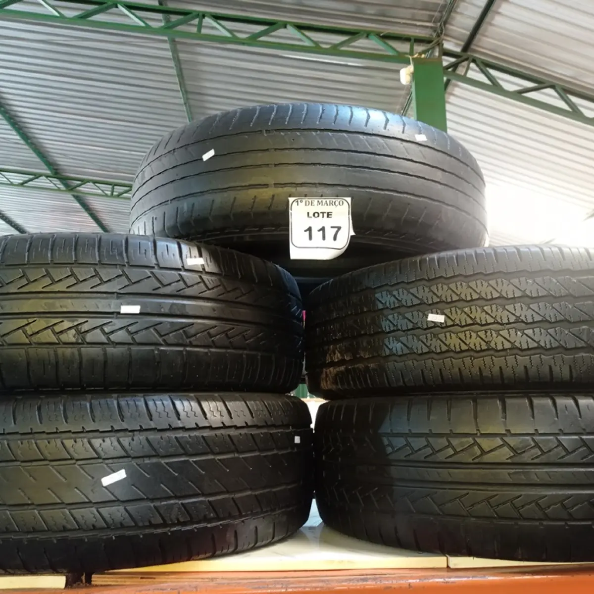05 PNEUS USADOS 265-65 ARO 17. (NO ESTADO) ATENÇÃO! FAZER A VISITAÇÃO ANTES DE ARREMATAR, NÃO SABEMOS SE FUNCIONA. LEILÃO NÃO TEM GARANTIA E NEM DEVOLUÇÃO, SUJEITO A POSSÍVEIS AVARIAS VISÍVEIS/OCULTAS E/OU AUSÊNCIA DE COMPONENTES.
