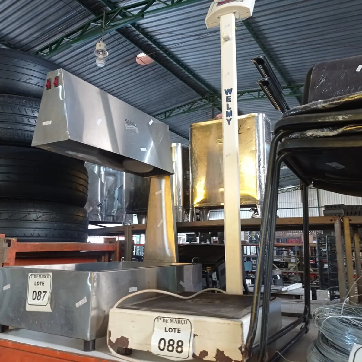 01 BALANÇA DIGITAL MÁXIMO 200KG MARCA WELMY. (NO ESTADO) ATENÇÃO! FAZER A VISITAÇÃO ANTES DE ARREMATAR, NÃO SABEMOS SE FUNCIONA. LEILÃO NÃO TEM GARANTIA E NEM DEVOLUÇÃO, SUJEITO A POSSÍVEIS AVARIAS VISÍVEIS/OCULTAS E/OU AUSÊNCIA DE COMPONENTES.