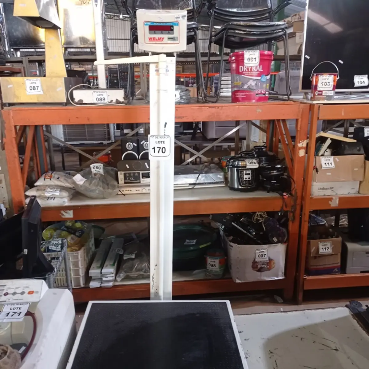 01 BALANÇA DIGITAL MÁXIMO 300KG MARCA WELMY. (NO ESTADO) ATENÇÃO! FAZER A VISITAÇÃO ANTES DE ARREMATAR, NÃO SABEMOS SE FUNCIONA. LEILÃO NÃO TEM GARANTIA E NEM DEVOLUÇÃO, SUJEITO A POSSÍVEIS AVARIAS VISÍVEIS/OCULTAS E/OU AUSÊNCIA DE COMPONENTES.