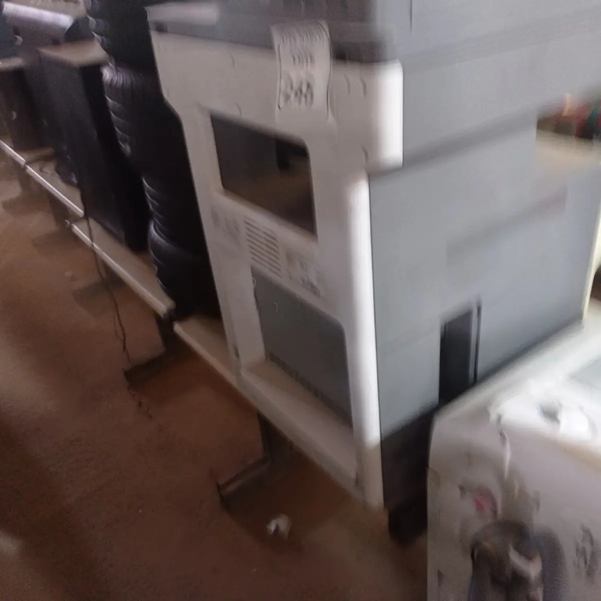 01 IMPRESSORA MULTIFUNCIONAL MODELO X748TL MARCA LEXMARK. (NO ESTADO) ATENÇÃO! FAZER A VISITAÇÃO ANTES DE ARREMATAR, NÃO SABEMOS SE FUNCIONA. LEILÃO NÃO TEM GARANTIA E NEM DEVOLUÇÃO, SUJEITO A POSSÍVEIS AVARIAS VISÍVEIS/OCULTAS E/OU AUSÊNCIA DE COMPONENTES.