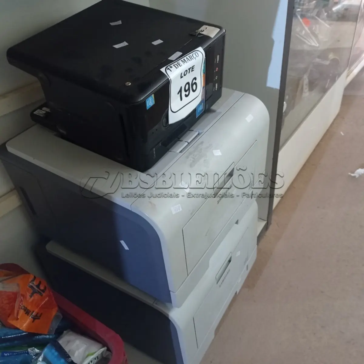 LOTE 196 - 02 IMPRESSORAS SAMSUNG ML-3471ND E 01 CPU CCE. (NO ESTADO) ATENÇÃO! FAZER A VISITAÇÃO ANTES DE ARREMATAR, NÃO SABEMOS SE FUNCIONA. LEILÃO NÃO TEM GARANTIA E NEM DEVOLUÇÃO, SUJEITO A POSSÍVEIS AVARIAS VISÍVEIS/OCULTAS E/OU AUSÊNCIA DE COMPONENTES.
