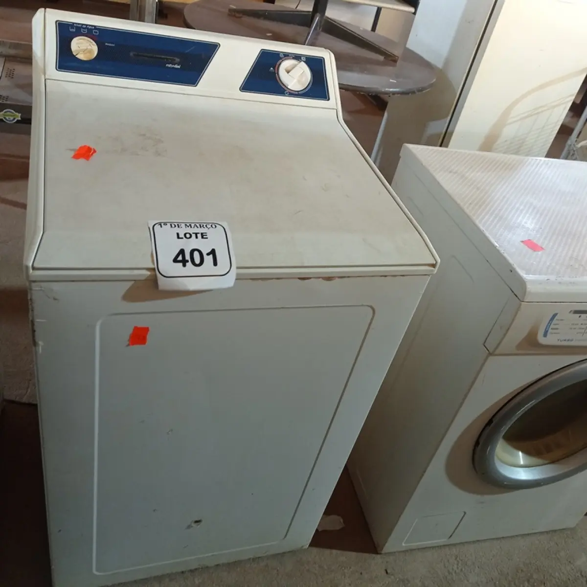 01 MÁQUINA DE LAVAR MARCA BRASTEMP 10KG 110V. (NO ESTADO) ATENÇÃO! FAZER A VISITAÇÃO ANTES DE ARREMATAR, NÃO SABEMOS SE FUNCIONA. LEILÃO NÃO TEM GARANTIA E NEM DEVOLUÇÃO, SUJEITO A POSSÍVEIS AVARIAS VISÍVEIS/OCULTAS E/OU AUSÊNCIA DE COMPONENTES.