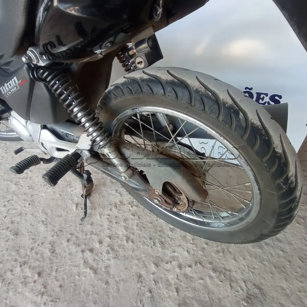 LOTE 001 - 01 HONDA CG 150 TITAN ESD ÁLCOOL/GASOLINA; COR PRETA; ANO 2012/2012. (NO ESTADO)