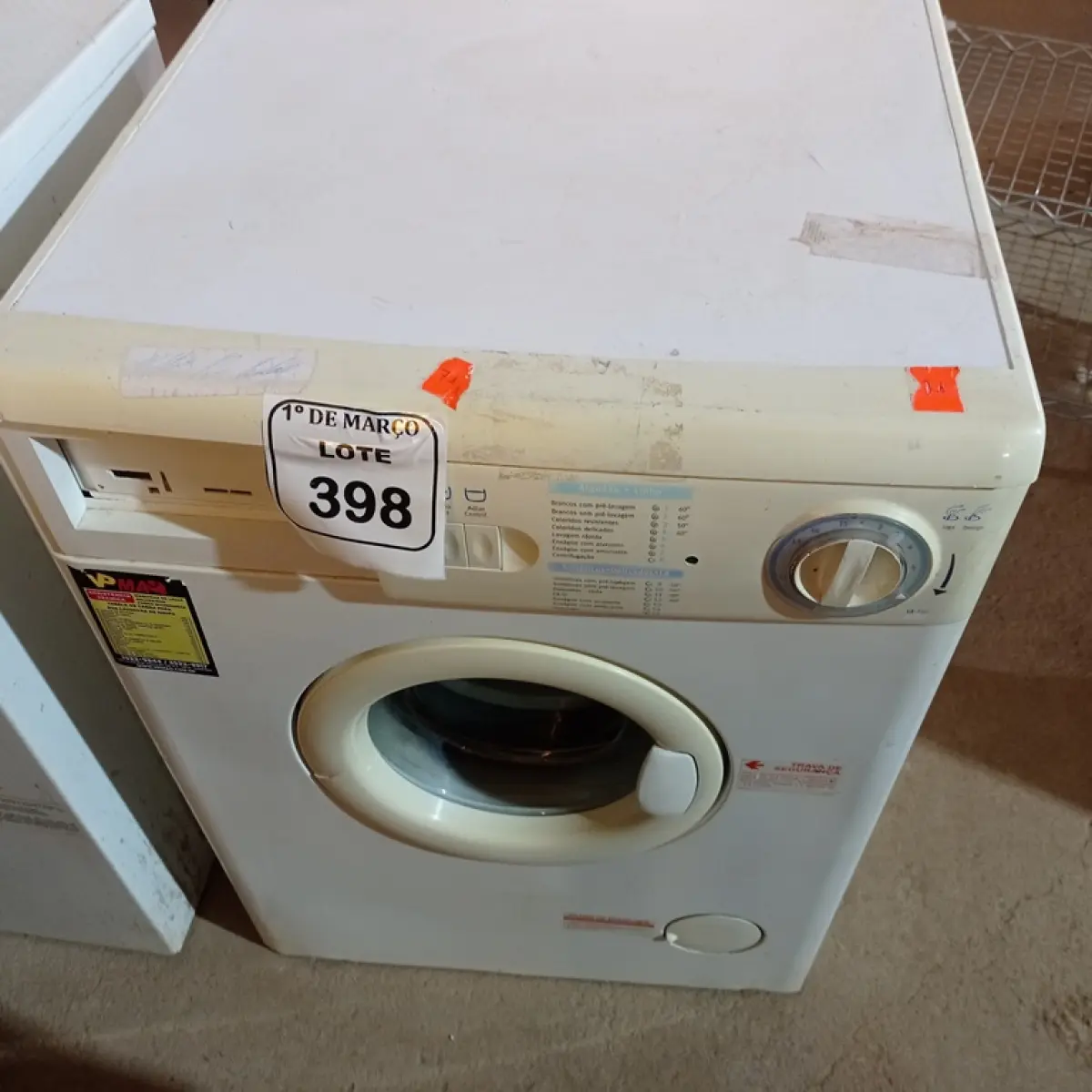 01 MÁQUINA DE LAVAR 5KG MARCA ELECTROLUX 220V. (NO ESTADO) ATENÇÃO! FAZER A VISITAÇÃO ANTES DE ARREMATAR, NÃO SABEMOS SE FUNCIONA. LEILÃO NÃO TEM GARANTIA E NEM DEVOLUÇÃO, SUJEITO A POSSÍVEIS AVARIAS VISÍVEIS/OCULTAS E/OU AUSÊNCIA DE COMPONENTES.