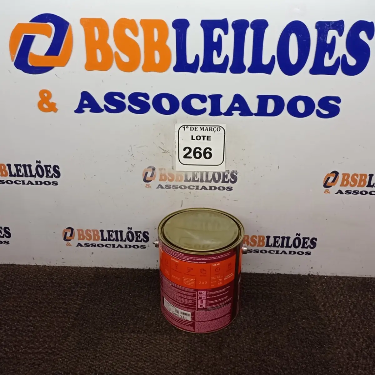 01 LATA DE TINTA ESMALTE PARA MADEIRAS E METAIS NA COR BRILHANTE PRETO DE 3,6L MARCA SUVINIL. (NOVO) (NO ESTADO) ATENÇÃO! FAZER A VISITAÇÃO ANTES DE ARREMATAR, NÃO SABEMOS SE FUNCIONA. LEILÃO NÃO TEM GARANTIA E NEM DEVOLUÇÃO, SUJEITO A POSSÍVEIS AVARIAS VISÍVEIS/OCULTAS E/OU AUSÊNCIA DE COMPONENTES.