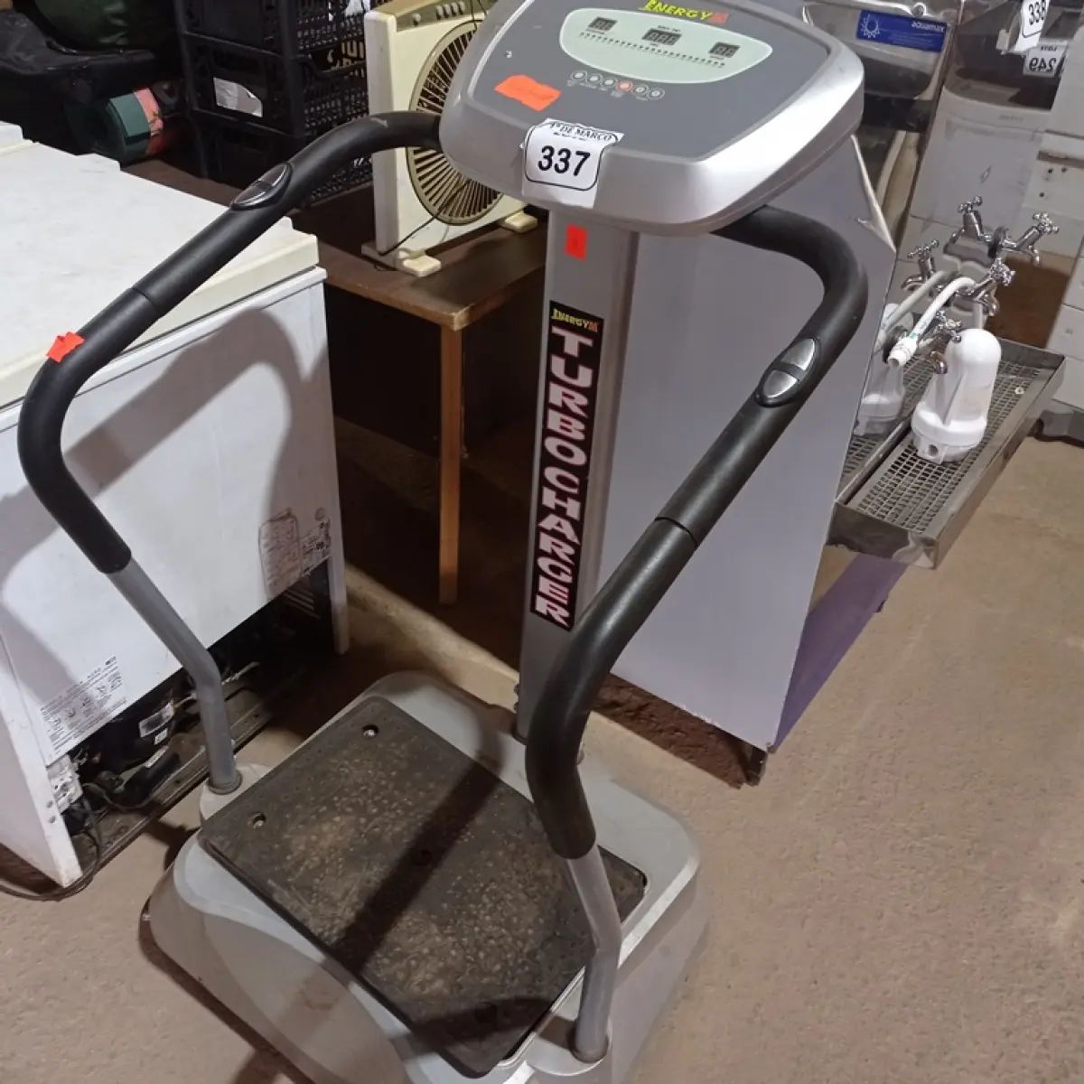01 PLATAFORMA ENERGY TURBO CHARGE. (NO ESTADO) ATENÇÃO! FAZER A VISITAÇÃO ANTES DE ARREMATAR, NÃO SABEMOS SE FUNCIONA. LEILÃO NÃO TEM GARANTIA E NEM DEVOLUÇÃO, SUJEITO A POSSÍVEIS AVARIAS VISÍVEIS/OCULTAS E/OU AUSÊNCIA DE COMPONENTES.