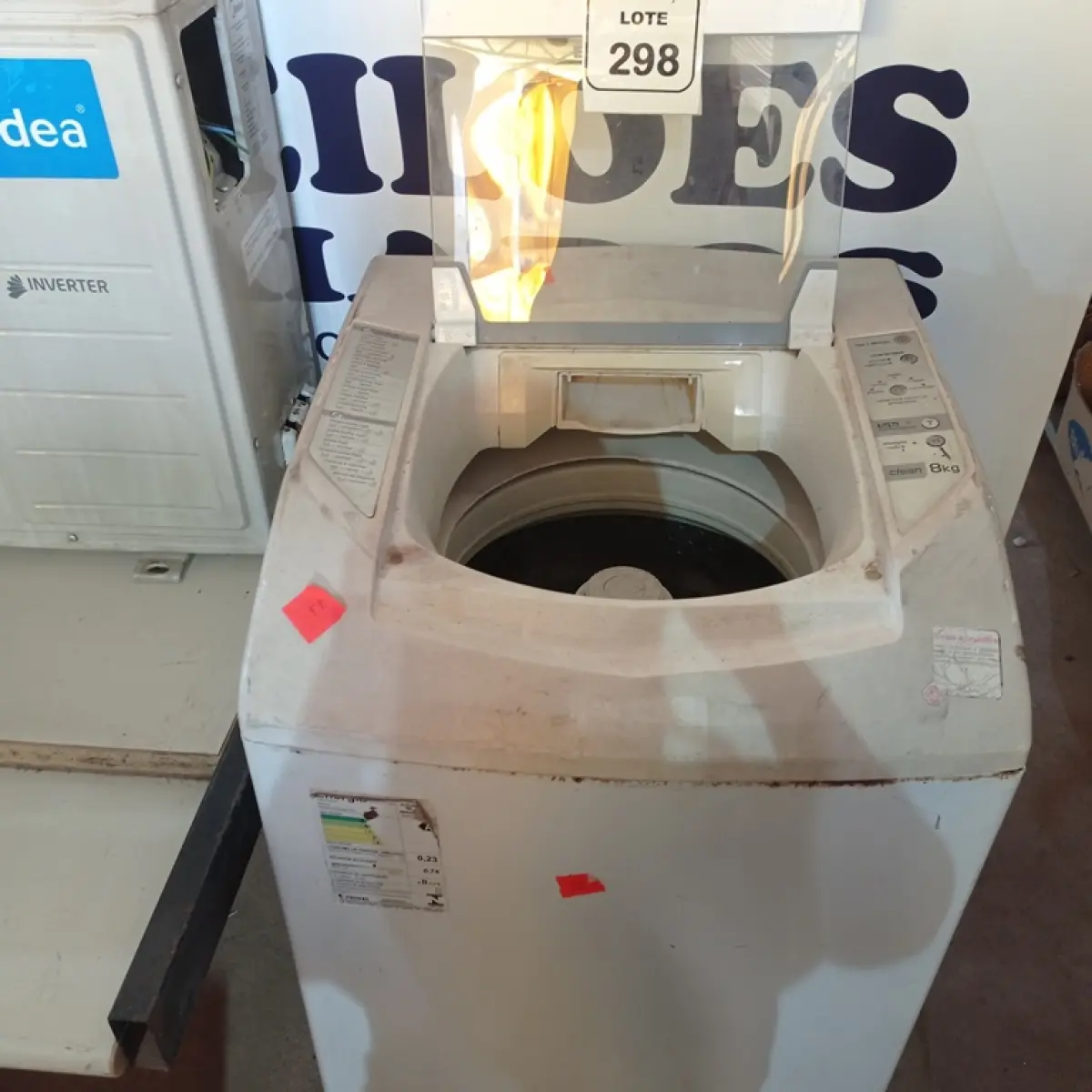 01 MÁQUINA DE LAVAR -ROUPAS BRASTEMP 8KG 127VOLTS. (NO ESTADO) ATENÇÃO! FAZER A VISITAÇÃO ANTES DE ARREMATAR, NÃO SABEMOS SE FUNCIONA. LEILÃO NÃO TEM GARANTIA E NEM DEVOLUÇÃO, SUJEITO A POSSÍVEIS AVARIAS VISÍVEIS/OCULTAS E/OU AUSÊNCIA DE COMPONENTES.