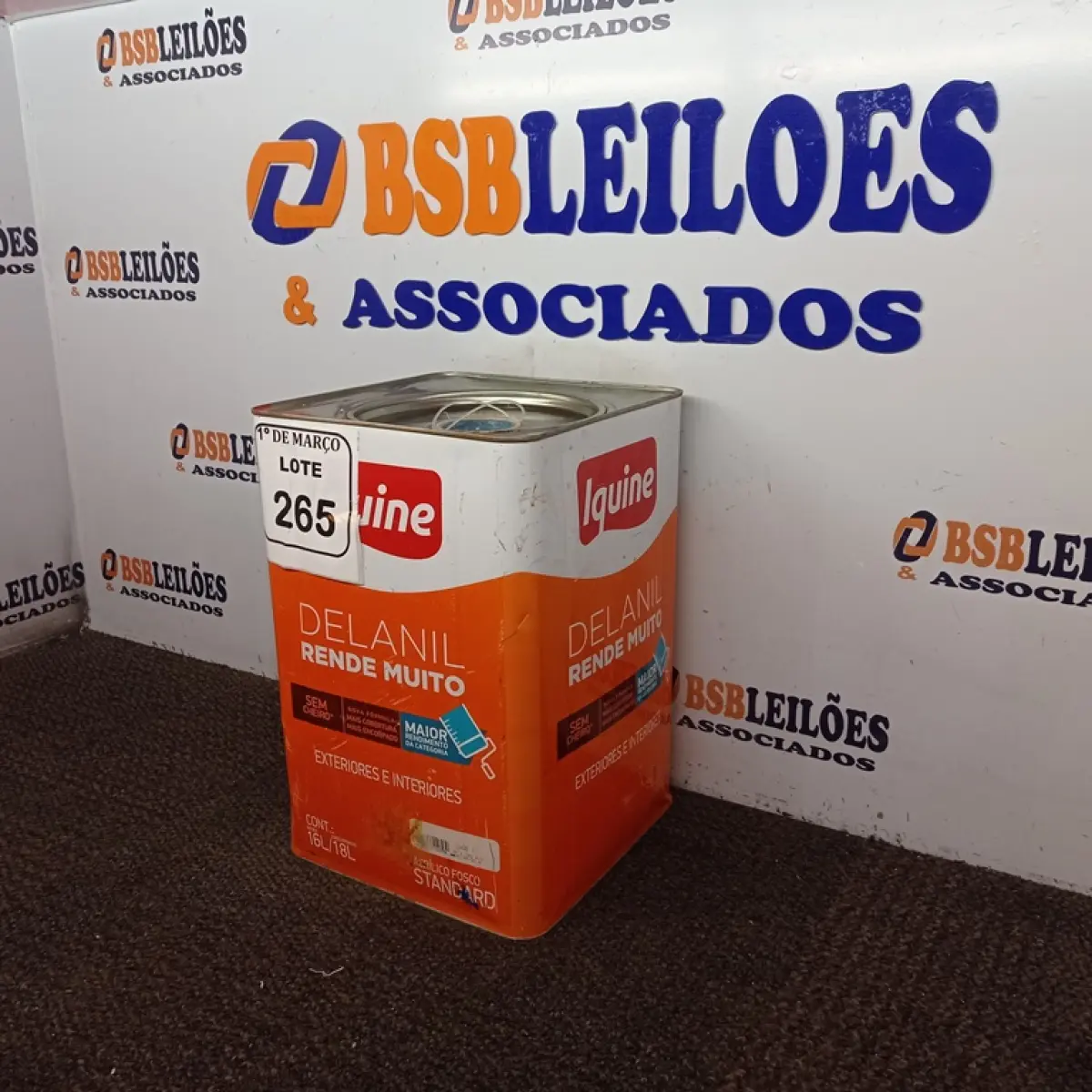01 LATA DE TINTA 16L/ 18L INTERIORES/EXTERIORES ACRÍLICO FOSCO IQUINE BASE C. (NOVO) (NO ESTADO) ATENÇÃO! FAZER A VISITAÇÃO ANTES DE ARREMATAR, NÃO SABEMOS SE FUNCIONA. LEILÃO NÃO TEM GARANTIA E NEM DEVOLUÇÃO, SUJEITO A POSSÍVEIS AVARIAS VISÍVEIS/OCULTAS E/OU AUSÊNCIA DE COMPONENTES.