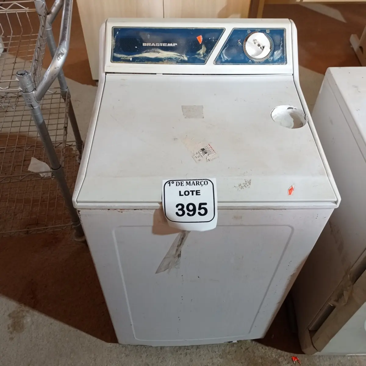 01 MÁQUINA DE LAVAR MARCA BRASTEMP 220V. (NO ESTADO) ATENÇÃO! FAZER A VISITAÇÃO ANTES DE ARREMATAR, NÃO SABEMOS SE FUNCIONA. LEILÃO NÃO TEM GARANTIA E NEM DEVOLUÇÃO, SUJEITO A POSSÍVEIS AVARIAS VISÍVEIS/OCULTAS E/OU AUSÊNCIA DE COMPONENTES.