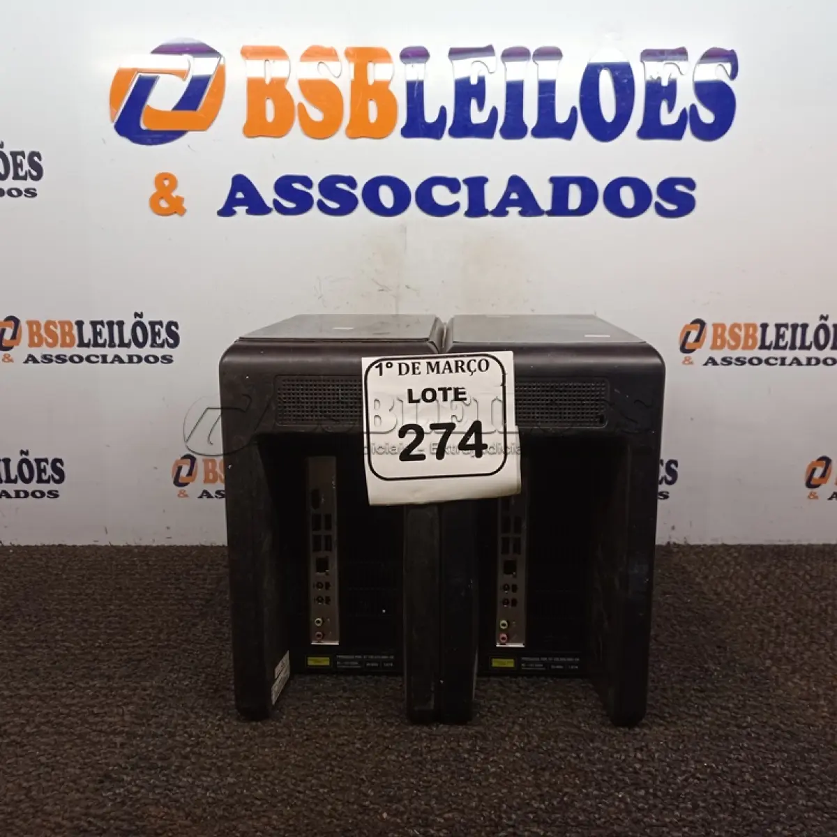 LOTE 274 - 02 CPU’S MARCA CCE. (NO ESTADO) ATENÇÃO! FAZER A VISITAÇÃO ANTES DE ARREMATAR, NÃO SABEMOS SE FUNCIONA. LEILÃO NÃO TEM GARANTIA E NEM DEVOLUÇÃO, SUJEITO A POSSÍVEIS AVARIAS VISÍVEIS/OCULTAS E/OU AUSÊNCIA DE COMPONENTES.