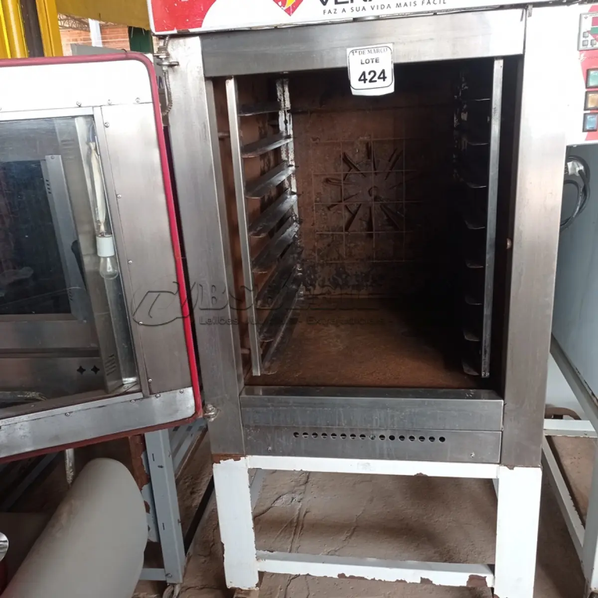 LOTE 424 - 01 FORNO ELÉTRICO VENÂNCIO CICLONE. (NO ESTADO) ATENÇÃO! FAZER A VISITAÇÃO ANTES DE ARREMATAR, NÃO SABEMOS SE FUNCIONA. LEILÃO NÃO TEM GARANTIA E NEM DEVOLUÇÃO, SUJEITO A POSSÍVEIS AVARIAS VISÍVEIS/OCULTAS E/OU AUSÊNCIA DE COMPONENTES.