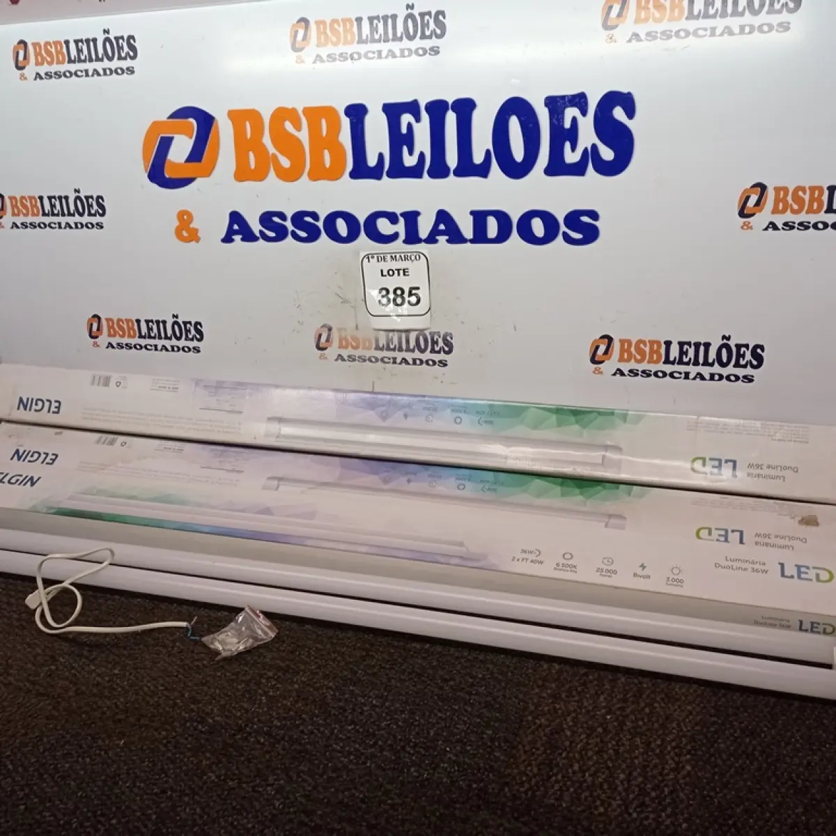 04 LÂMPADAS DE LED ELGIN BIVOLTS. (NO ESTADO) ATENÇÃO! FAZER A VISITAÇÃO ANTES DE ARREMATAR, NÃO SABEMOS SE FUNCIONA. LEILÃO NÃO TEM GARANTIA E NEM DEVOLUÇÃO, SUJEITO A POSSÍVEIS AVARIAS VISÍVEIS/OCULTAS E/OU AUSÊNCIA DE COMPONENTES.