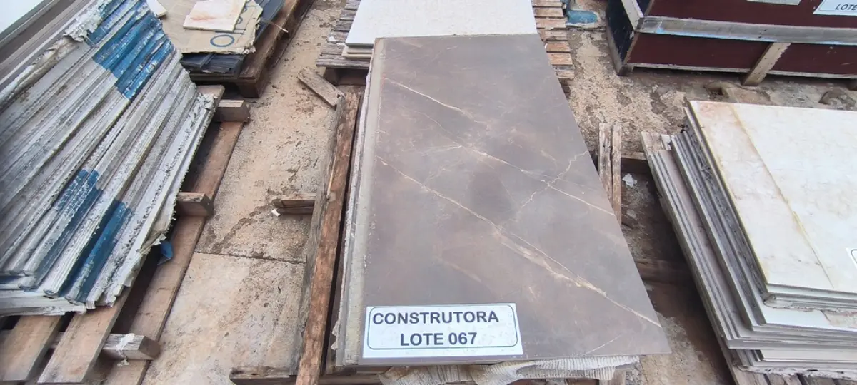 LOTE 067
