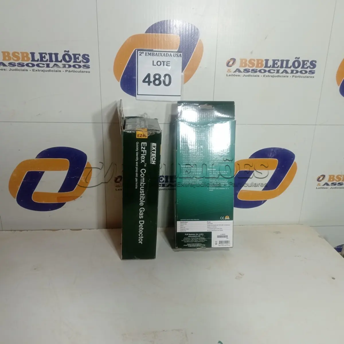 LOTE 480 - 02 GÁS DETECTOR. PROBE GÁS: METHANE, NATURAL GÁS – EXTECH. (NO ESTADO EM QUE SE ENCONTRA. SUJEITO A AVARIAS OCULTAS/VISÍVEIS.) AV9743P/AV9732H