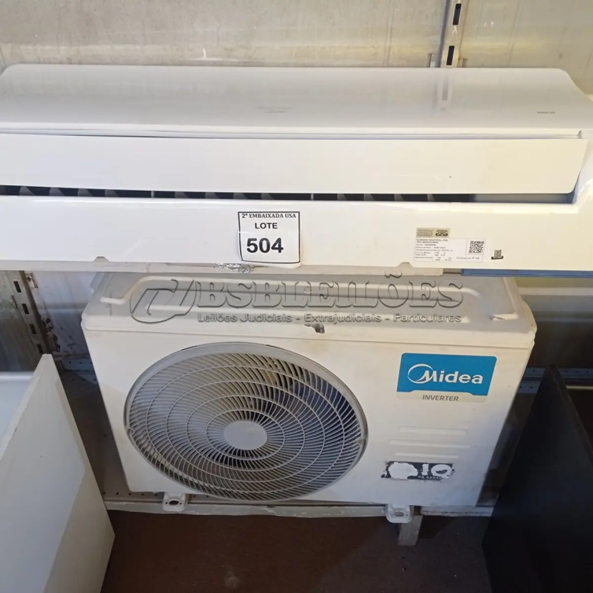 LOTE 504 - 01 AIR CONDITIONER MIDDEA INVERSE 220V COM CONTROLE. (NO ESTADO EM QUE SE ENCONTRA. SUJEITO A AVARIAS OCULTAS/VISÍVEIS.) BH1469P