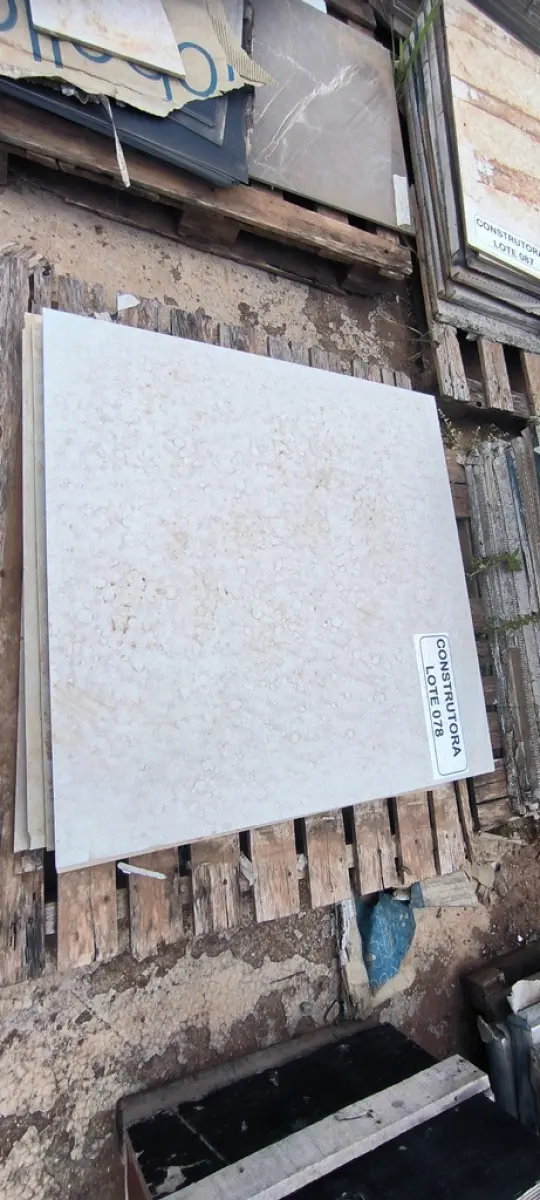 LOTE 078