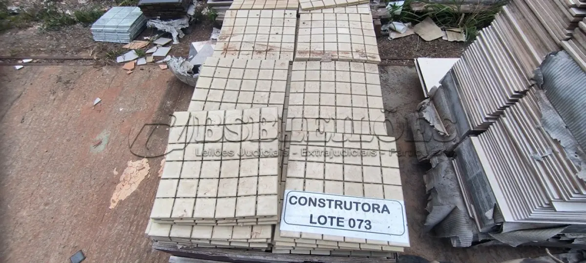 LOTE 073