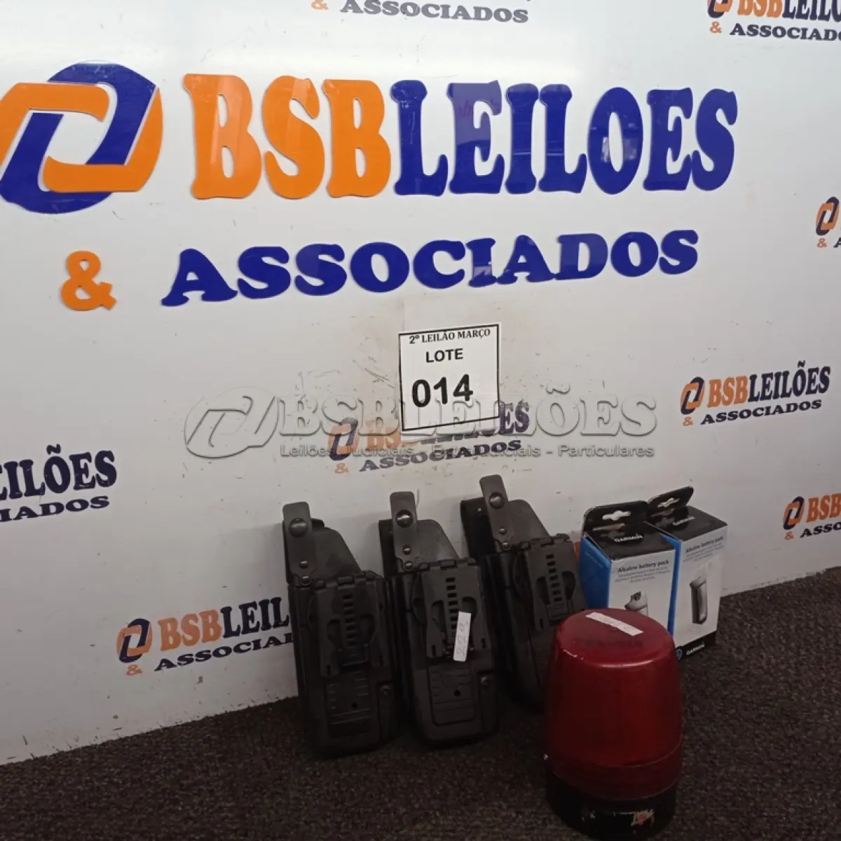 LOTE 014 - 03 COLDRES PARA TEASER, 01 ROTILANE E 02 CARREGADORES PARA BATERIA GARMIN. (NO ESTADO) ATENÇÃO! FAZER A VISITAÇÃO ANTES DE ARREMATAR, NÃO SABEMOS SE FUNCIONA. LEILÃO NÃO TEM GARANTIA E NEM DEVOLUÇÃO, SUJEITO A POSSÍVEIS AVARIAS VISÍVEIS/OCULTAS E/OU AUSÊNCIA DE COMPONENTES.