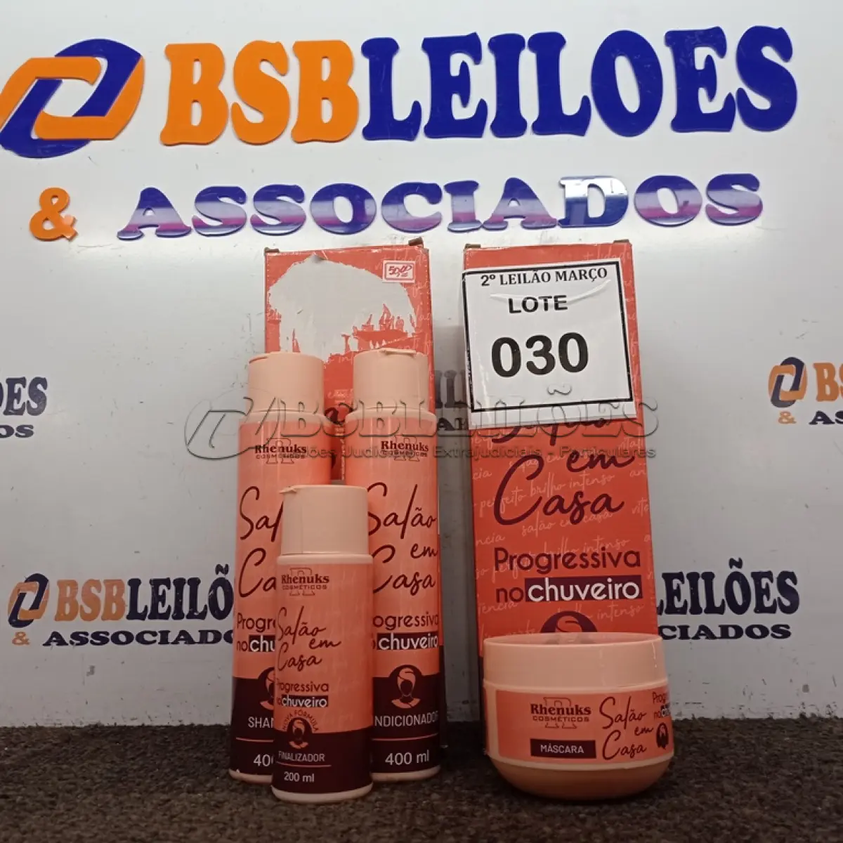 LOTE 030 - 02 KIT’S SALÃO EM CASA – PROGRESSIVA NO CHUVEIRO RHENUKS. (NO ESTADO) ATENÇÃO! FAZER A VISITAÇÃO ANTES DE ARREMATAR, NÃO SABEMOS SE FUNCIONA. LEILÃO NÃO TEM GARANTIA E NEM DEVOLUÇÃO, SUJEITO A POSSÍVEIS AVARIAS VISÍVEIS/OCULTAS E/OU AUSÊNCIA DE COMPONENTES.