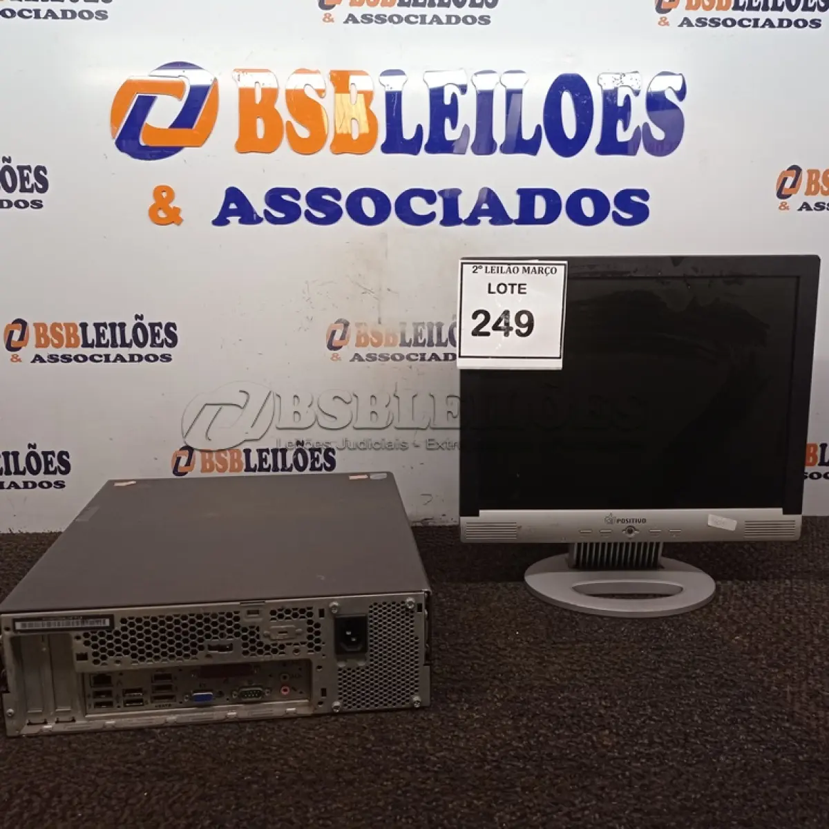 LOTE 249 - 01 CPU MARCA LENOVO E 01 MONITOR MARCA POSITIVO. (NO ESTADO) ATENÇÃO! FAZER A VISITAÇÃO ANTES DE ARREMATAR, NÃO SABEMOS SE FUNCIONA. LEILÃO NÃO TEM GARANTIA E NEM DEVOLUÇÃO, SUJEITO A POSSÍVEIS AVARIAS VISÍVEIS/OCULTAS E/OU AUSÊNCIA DE COMPONENTES.