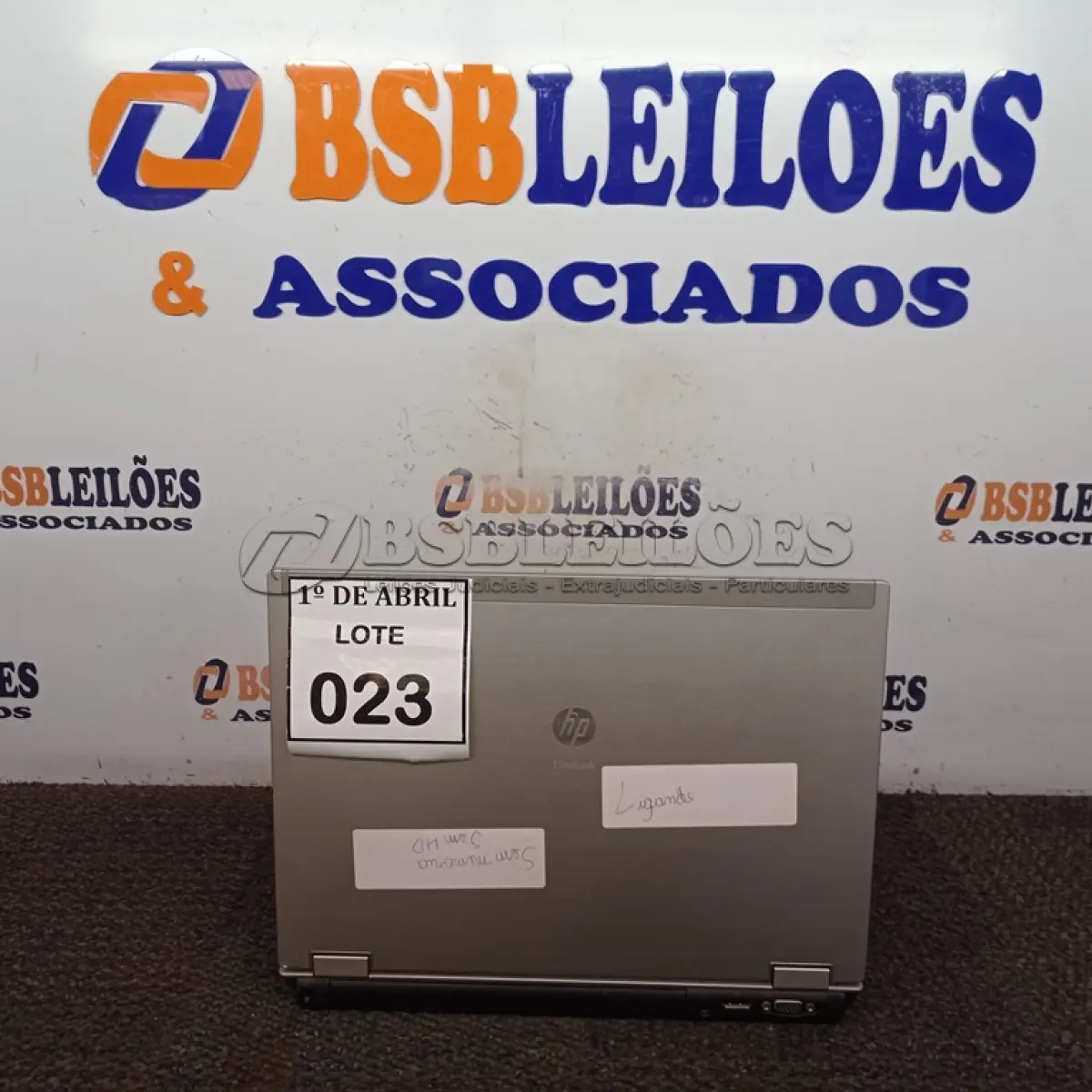 LOTE 023 - 01 NOTEBOOK HP. (NO ESTADO) ATENÇÃO! FAZER A VISITAÇÃO ANTES DE ARREMATAR, NÃO SABEMOS SE FUNCIONA. LEILÃO NÃO TEM GARANTIA E NEM DEVOLUÇÃO, SUJEITO A POSSÍVEIS AVARIAS VISÍVEIS/OCULTAS E/OU AUSÊNCIA DE COMPONENTES.