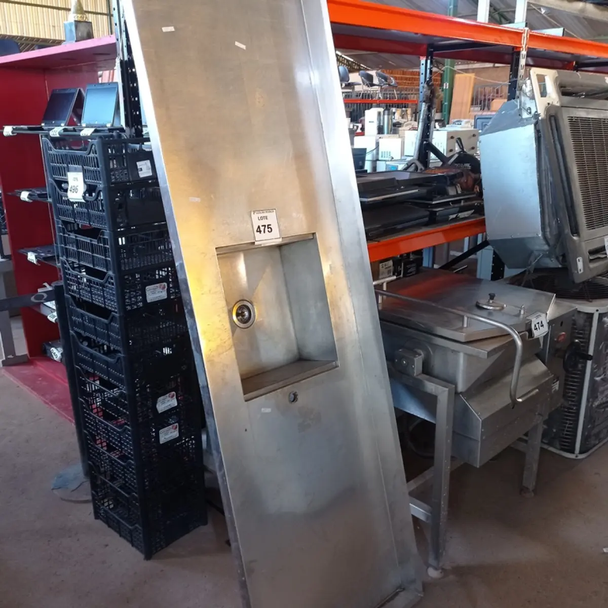 LOTE 475