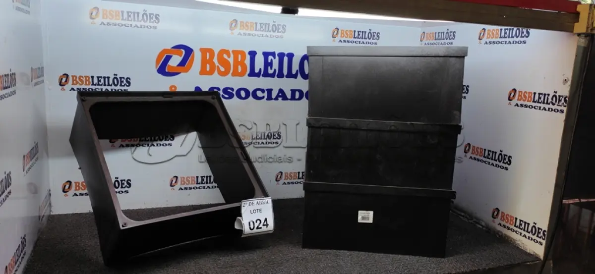 LOTE 024 - 04 PROLONGADORES DE CAIXA DE PASSAGEM. (NO ESTADO) ATENÇÃO! FAZER A VISITAÇÃO ANTES DE ARREMATAR, NÃO SABEMOS SE FUNCIONA. LEILÃO NÃO TEM GARANTIA E NEM DEVOLUÇÃO, SUJEITO A POSSÍVEIS AVARIAS VISÍVEIS/OCULTAS E/OU AUSÊNCIA DE COMPONENTES.