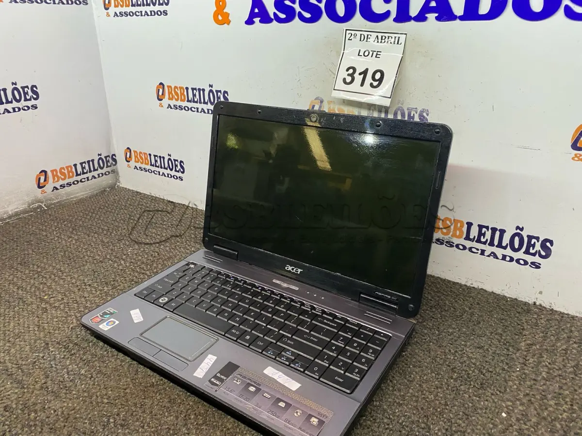 LOTE 319 - 01 NOTEBOOK ACER PARA RETIRADA DE PEÇAS. (NO ESTADO) ATENÇÃO! FAZER A VISITAÇÃO ANTES DE ARREMATAR, NÃO SABEMOS SE FUNCIONA. LEILÃO NÃO TEM GARANTIA E NEM DEVOLUÇÃO, SUJEITO A POSSÍVEIS AVARIAS VISÍVEIS/OCULTAS E/OU AUSÊNCIA DE COMPONENTES.