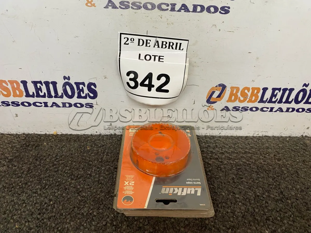 LOTE 342 - 01 SERRA COPO BIMETAL 3,1/2 89MM. (NO ESTADO) ATENÇÃO! FAZER A VISITAÇÃO ANTES DE ARREMATAR, NÃO SABEMOS SE FUNCIONA. LEILÃO NÃO TEM GARANTIA E NEM DEVOLUÇÃO, SUJEITO A POSSÍVEIS AVARIAS VISÍVEIS/OCULTAS E/OU AUSÊNCIA DE COMPONENTES.