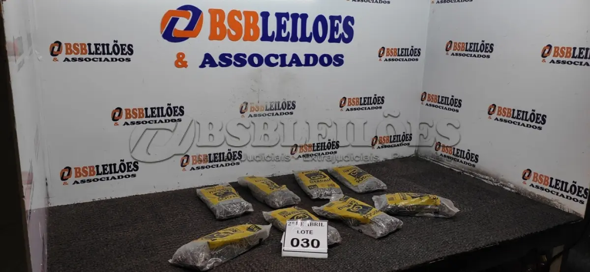 LOTE 030 - 08 KG DE PREGOS MARCA GERDAU. (NOVO) (NO ESTADO) ATENÇÃO! FAZER A VISITAÇÃO ANTES DE ARREMATAR, NÃO SABEMOS SE FUNCIONA. LEILÃO NÃO TEM GARANTIA E NEM DEVOLUÇÃO, SUJEITO A POSSÍVEIS AVARIAS VISÍVEIS/OCULTAS E/OU AUSÊNCIA DE COMPONENTES.