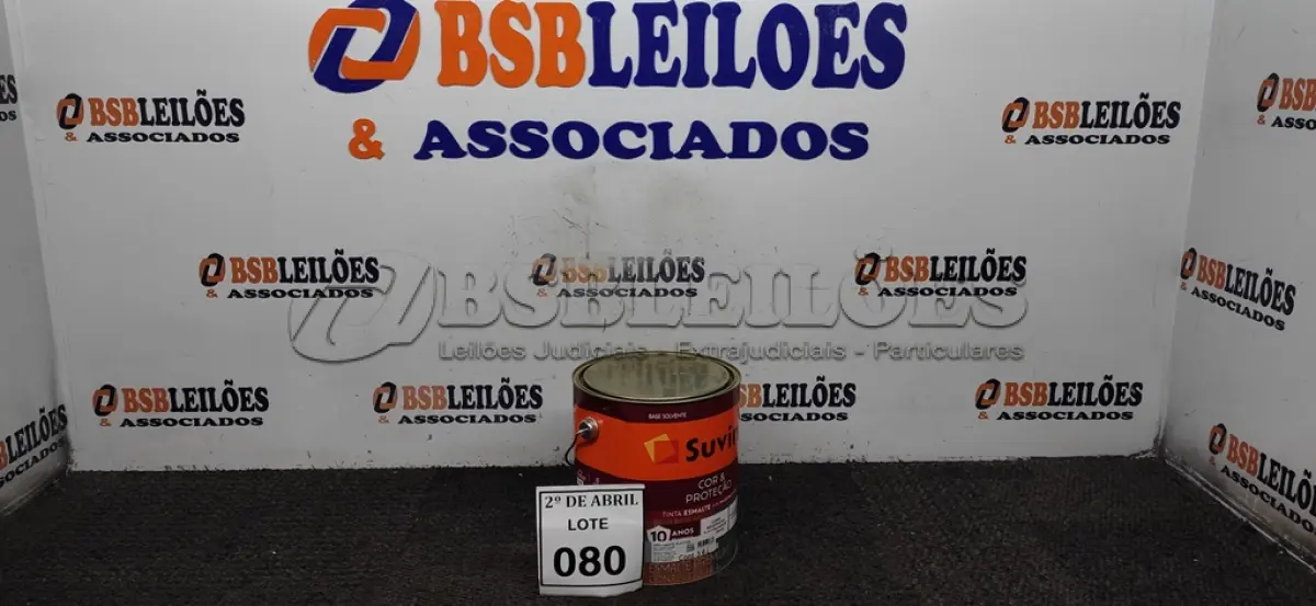 LOTE 080 - 01 LATA DE TINTA ESMALTE PARA MADEIRAS E METAIS NA COR BRILHANTE PLATINA DE 3,6L MARCA SUVINIL. (NOVO) (NO ESTADO) ATENÇÃO! FAZER A VISITAÇÃO ANTES DE ARREMATAR, NÃO SABEMOS SE FUNCIONA. LEILÃO NÃO TEM GARANTIA E NEM DEVOLUÇÃO, SUJEITO A POSSÍVEIS AVARIAS VISÍVEIS/OCULTAS E/OU AUSÊNCIA DE COMPONENTES.