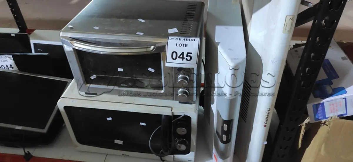 LOTE 045 - 01 MICRO-ONDAS, 01 FORNO ELÉTRICO E 02 DEPURADORES DE AR. (NO ESTADO) ATENÇÃO! FAZER A VISITAÇÃO ANTES DE ARREMATAR, NÃO SABEMOS SE FUNCIONA. LEILÃO NÃO TEM GARANTIA E NEM DEVOLUÇÃO, SUJEITO A POSSÍVEIS AVARIAS VISÍVEIS/OCULTAS E/OU AUSÊNCIA DE COMPONENTES.
