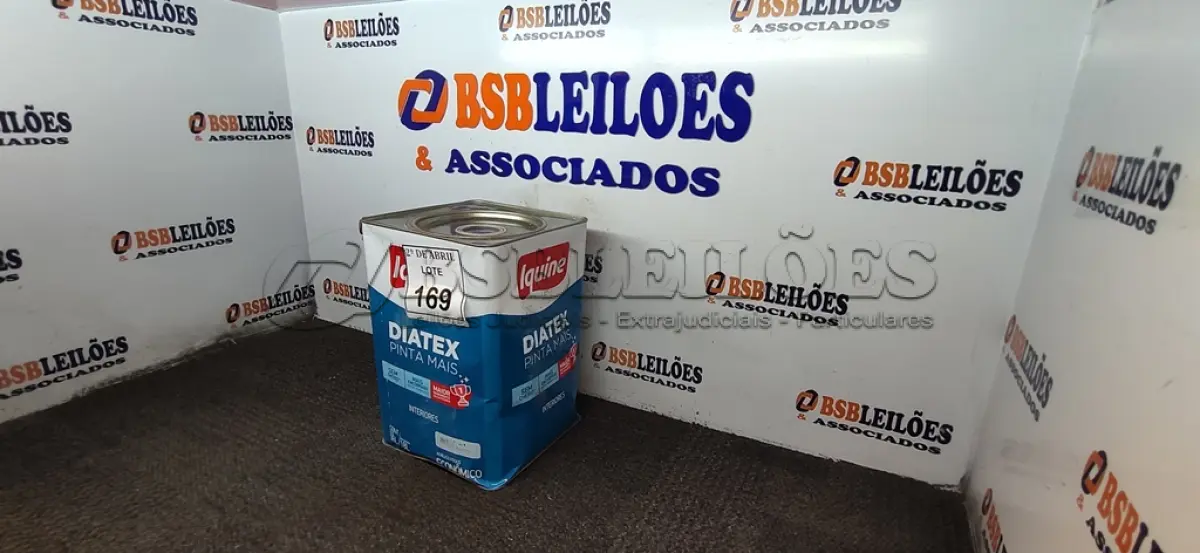 LOTE 169 - 01 LATA DE TINTA 16L/ 18L INTERIORES/EXTERIORES ACRÍLICO FOSCO IQUINE BASE P. (NOVO) (NO ESTADO) ATENÇÃO! FAZER A VISITAÇÃO ANTES DE ARREMATAR, NÃO SABEMOS SE FUNCIONA. LEILÃO NÃO TEM GARANTIA E NEM DEVOLUÇÃO, SUJEITO A POSSÍVEIS AVARIAS VISÍVEIS/OCULTAS E/OU AUSÊNCIA DE COMPONENTES.