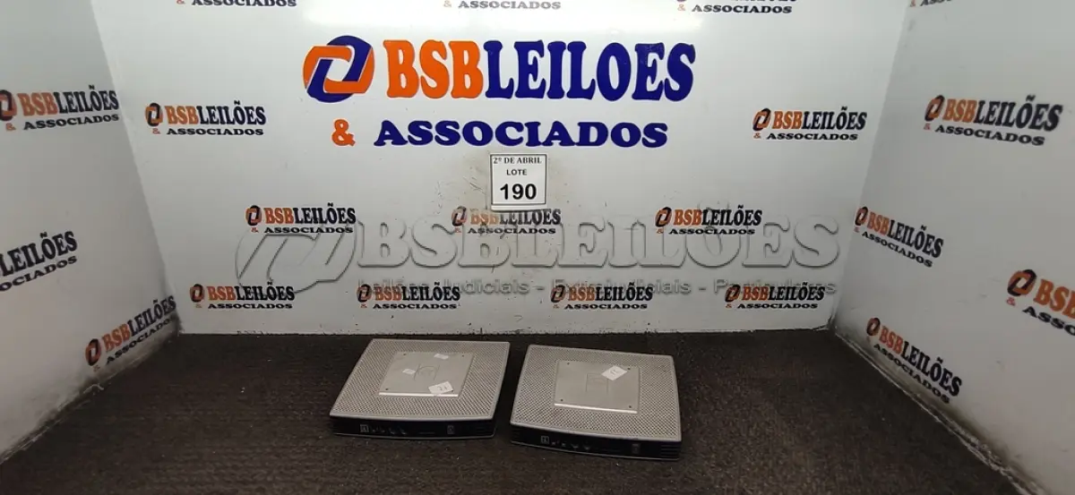 LOTE 190 - 02 MINIS CPUS HP. (NO ESTADO) ATENÇÃO! FAZER A VISITAÇÃO ANTES DE ARREMATAR, NÃO SABEMOS SE FUNCIONA. LEILÃO NÃO TEM GARANTIA E NEM DEVOLUÇÃO, SUJEITO A POSSÍVEIS AVARIAS VISÍVEIS/OCULTAS E/OU AUSÊNCIA DE COMPONENTES.