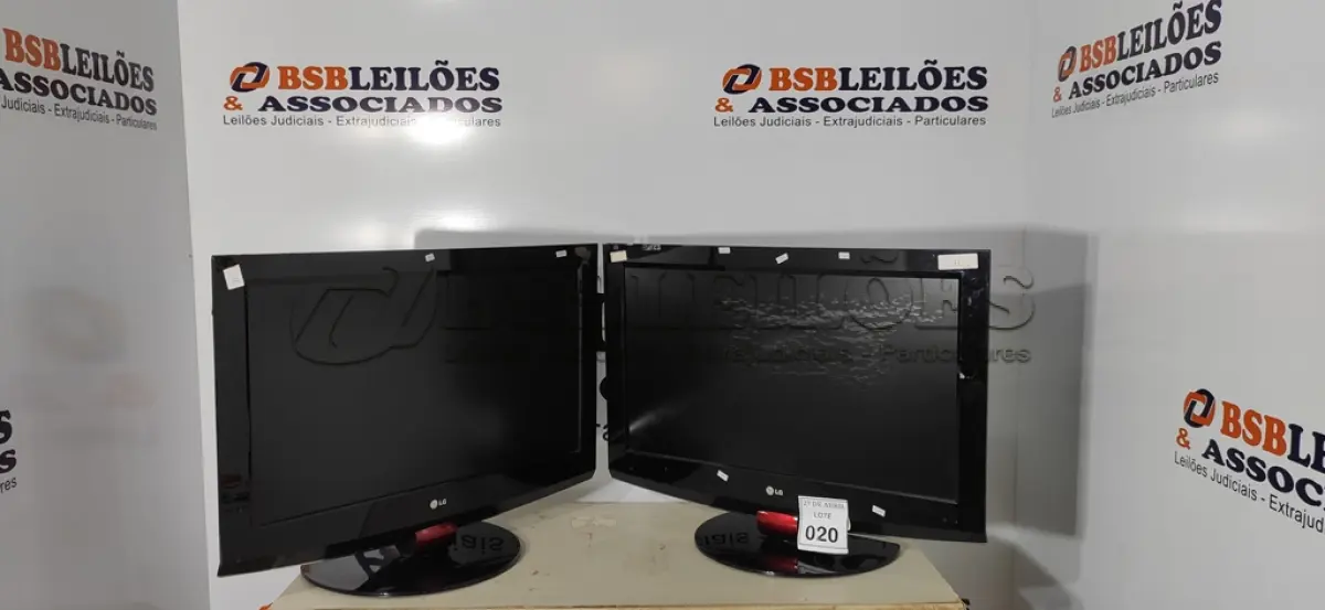 LOTE 020 - 02 TV’S DIVERSAS. (NO ESTADO) ATENÇÃO! FAZER A VISITAÇÃO ANTES DE ARREMATAR, NÃO SABEMOS SE FUNCIONA. LEILÃO NÃO TEM GARANTIA E NEM DEVOLUÇÃO, SUJEITO A POSSÍVEIS AVARIAS VISÍVEIS/OCULTAS E/OU AUSÊNCIA DE COMPONENTES.