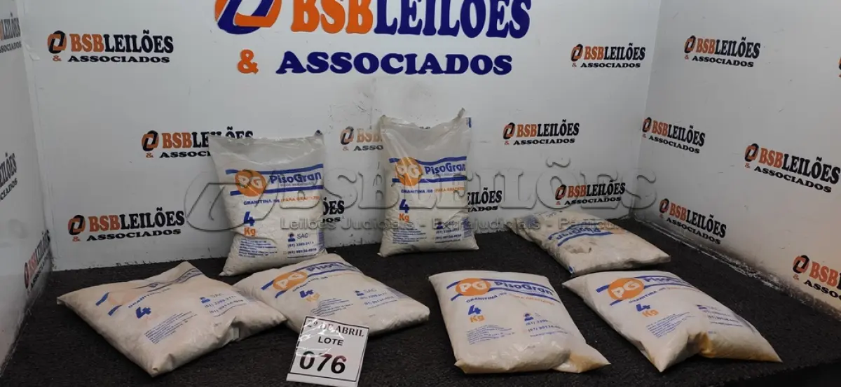 LOTE 076 - 07 PACOTES DE GRANITINA /08 PARA GRAFIATO COM 4KG CADA. (NOVO) (NO ESTADO) ATENÇÃO! FAZER A VISITAÇÃO ANTES DE ARREMATAR, NÃO SABEMOS SE FUNCIONA. LEILÃO NÃO TEM GARANTIA E NEM DEVOLUÇÃO, SUJEITO A POSSÍVEIS AVARIAS VISÍVEIS/OCULTAS E/OU AUSÊNCIA DE COMPONENTES.