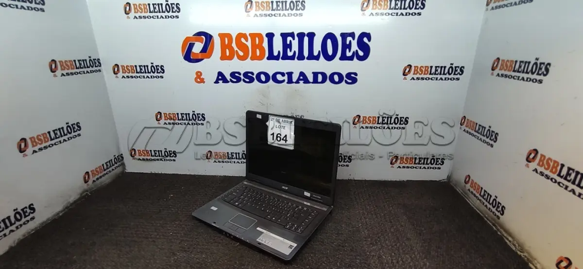 LOTE 164 - 01 NOTEBOOK ACER SEM FONTE. (NO ESTADO) ATENÇÃO! FAZER A VISITAÇÃO ANTES DE ARREMATAR, NÃO SABEMOS SE FUNCIONA. LEILÃO NÃO TEM GARANTIA E NEM DEVOLUÇÃO, SUJEITO A POSSÍVEIS AVARIAS VISÍVEIS/OCULTAS E/OU AUSÊNCIA DE COMPONENTES.