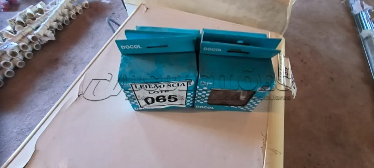 LOTE 065 - 04 CABIDES HOPE DOCOL. (NO ESTADO) ATENÇÃO! FAZER A VISITAÇÃO ANTES DE ARREMATAR, NÃO SABEMOS SE FUNCIONA. LEILÃO NÃO TEM GARANTIA E NEM DEVOLUÇÃO, SUJEITO A POSSÍVEIS AVARIAS VISÍVEIS/OCULTAS E/OU AUSÊNCIA DE COMPONENTES.