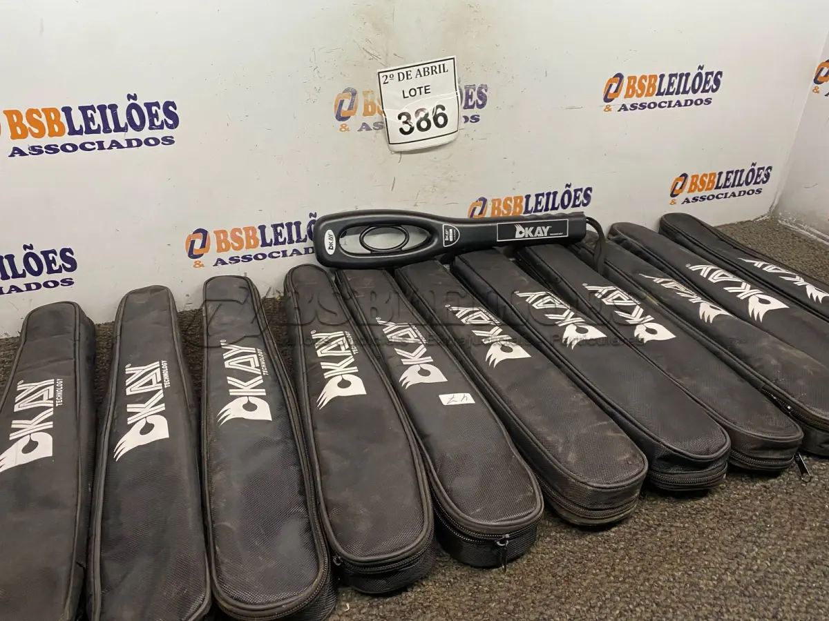 LOTE 386 - 10 DETECTORES DE METAIS KAY. (NO ESTADO) ATENÇÃO! FAZER A VISITAÇÃO ANTES DE ARREMATAR, NÃO SABEMOS SE FUNCIONA. LEILÃO NÃO TEM GARANTIA E NEM DEVOLUÇÃO, SUJEITO A POSSÍVEIS AVARIAS VISÍVEIS/OCULTAS E/OU AUSÊNCIA DE COMPONENTES.