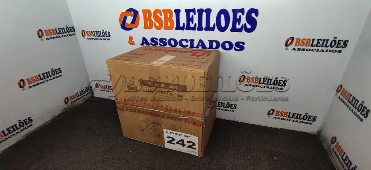 LOTE 242 - GANCHOS EXPOSITORES (NO ESTADO, NÃO SABEMOS SE FUNCIONA. LEILÃO NÃO TEM GARANTIA E NEM DEVOLUÇÃO, SUJEITO A POSSÍVEIS AVARIAS VISÍVEIS/OCULTAS E/OU AUSÊNCIA DE COMPONENTES)